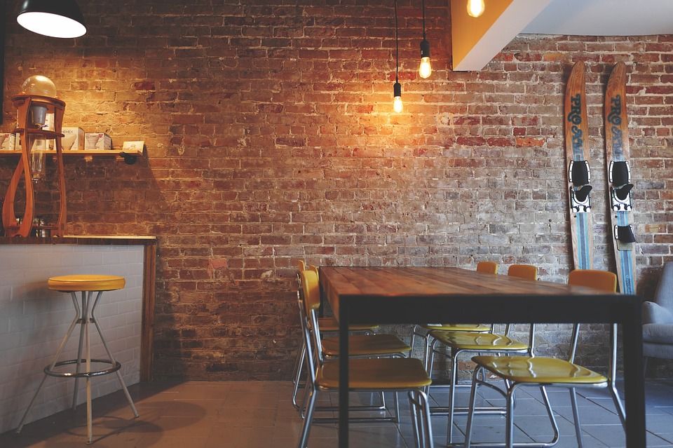 Mesas para hostelería de materiales naturales