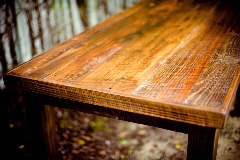 Mesa de comedor reciclada