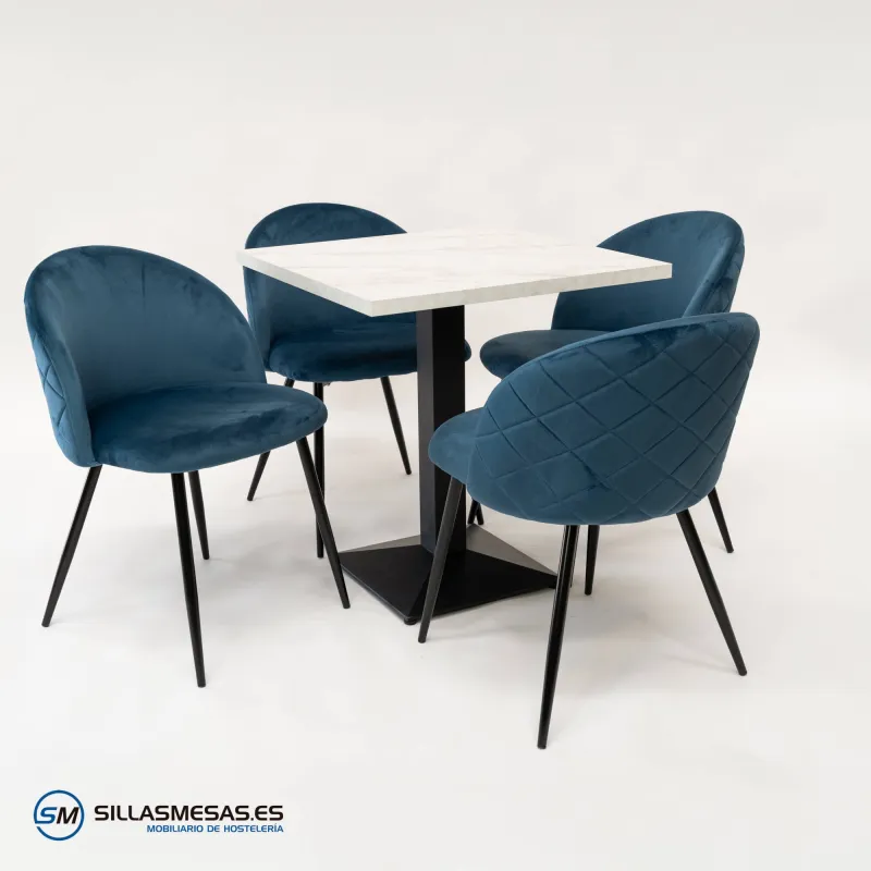 Mesa Daniela interior: metal elegante y resistente
