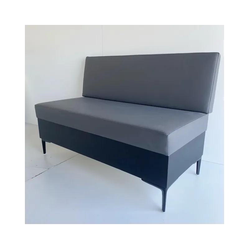 Sofá Gula ignifugo: diseño moderno y confortable
