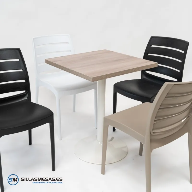 Conjunto 4 Sillas CARMEN y 1 mesa F CUADRADA INTERIOR