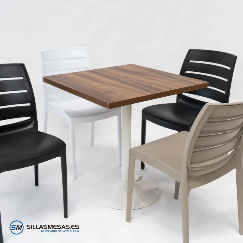 Conjunto 4 Sillas CARMEN y 1 mesa F CUADRADA INTERIOR