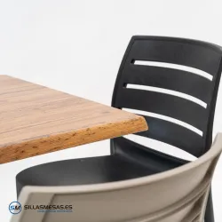 Conjunto 4 sillas Carmen y mesa F cuadrada resistente