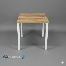 Mesa Soho de Interior: moderna, robusta y versátil
