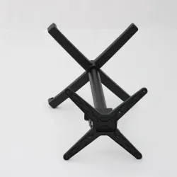 Mesa abatible interior Cromo con pie negro: elegancia
