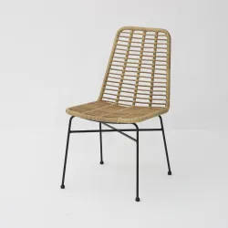 Silla Kenia rattan: natural, ligera y apilable