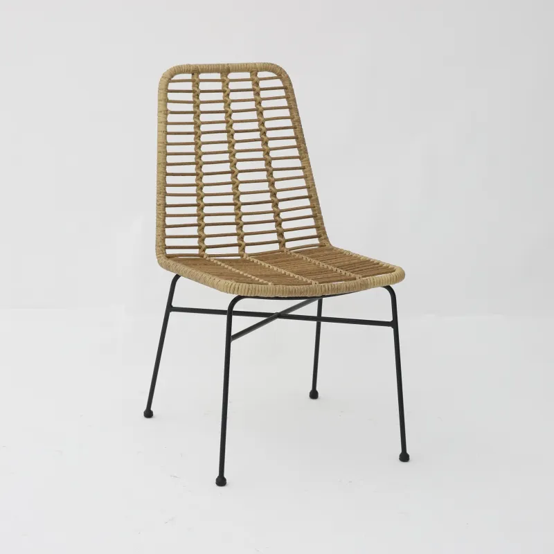 Silla Kenia rattan: natural, ligera y apilable