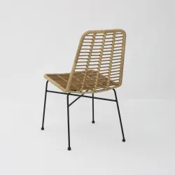 Silla Kenia rattan: natural, ligera y apilable