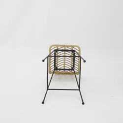 Taburete Kenia rattan: ligero, apilable y robusto