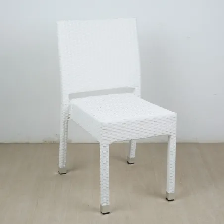 Silla Fuengirola rattan color blanco: estilo único