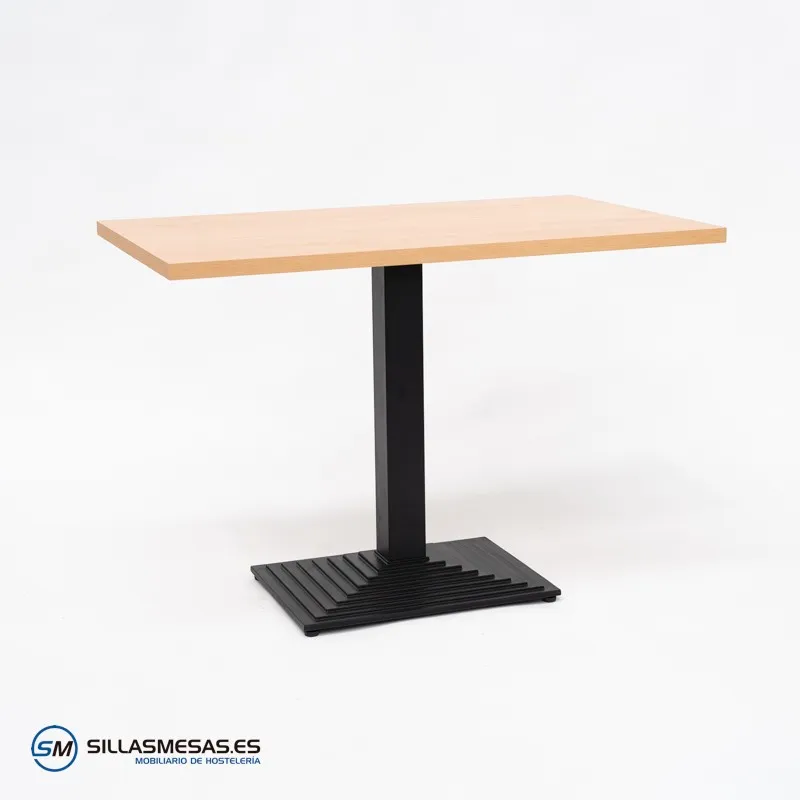 Mesa PIRÁMIDE RECTANGULAR. Mobiliario para hoteles.