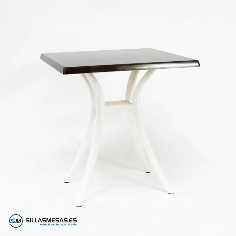 Mesa Venus exterior pie blanco: moderna y sutil