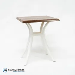 Mesa Venus exterior pie blanco: moderna y sutil