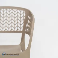 Sillón Alhambra plástico: comodidad y diseño único