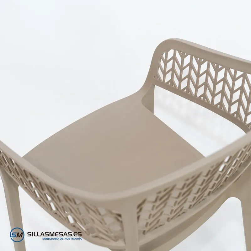 Sillón Alhambra plástico: comodidad y diseño único