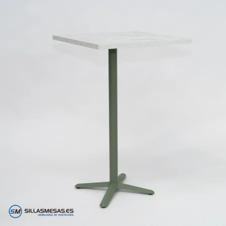 MESA ALTA ESTRELLA CUADRADA INTERIOR pie verde