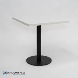 MESA ABRIL CUADRADA INTERIOR pie negro