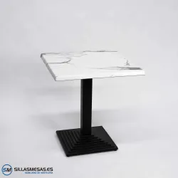 MESA PIRÁMIDE EXTERIOR