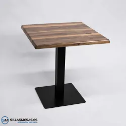 Mesa Noel epoxi exterior: resistente y funcional