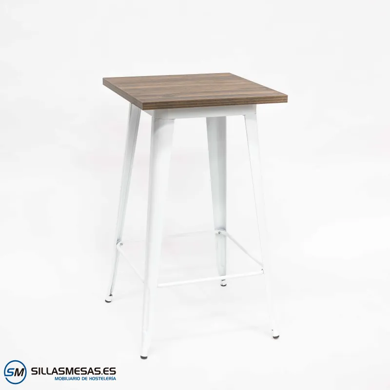 Mesa alta Tolix blanca interior: diseño icónico ligero