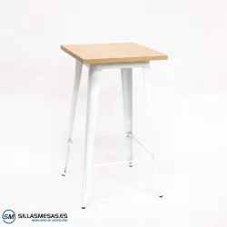 Mesa alta Tolix blanca interior: diseño icónico ligero