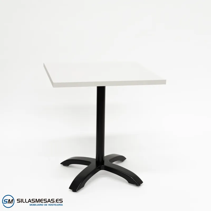Mesa Barcelona aluminio: diseño ligero interior o exterior