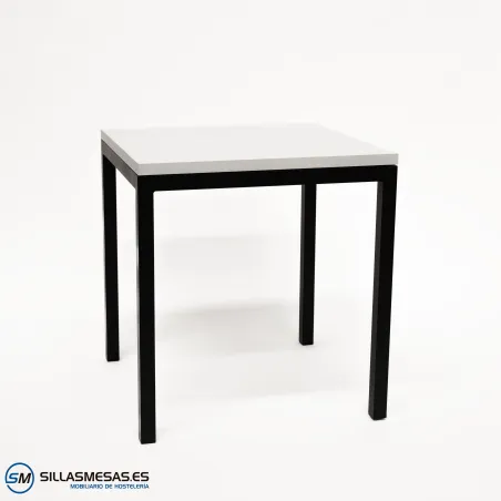 MESA ARUBA INTERIOR pie negro