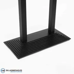 Mesa Pirámide doble exterior: diseño atrevido y moderno