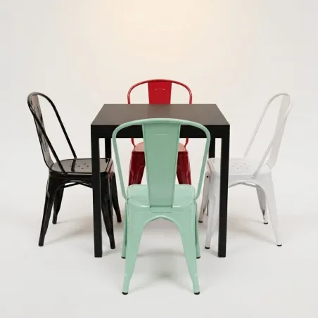 Conjunto 4 sillas Tolix + mesa Chester interior