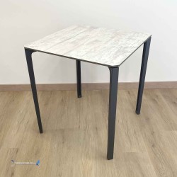 Taburete CUBO