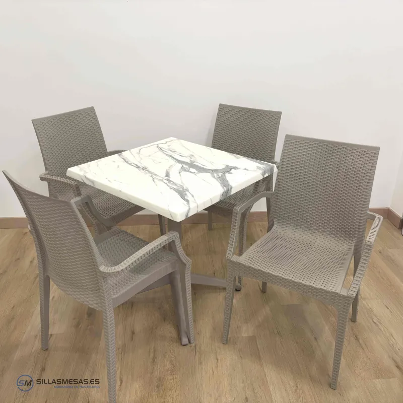 Conjunto 4 SILLONES HUGO y 1 Mesa MIAMI EXTERIOR