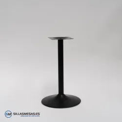 Mesa cuadrada exterior F y pie negro: diseño elegante