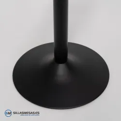 Mesa cuadrada exterior F y pie negro: diseño elegante