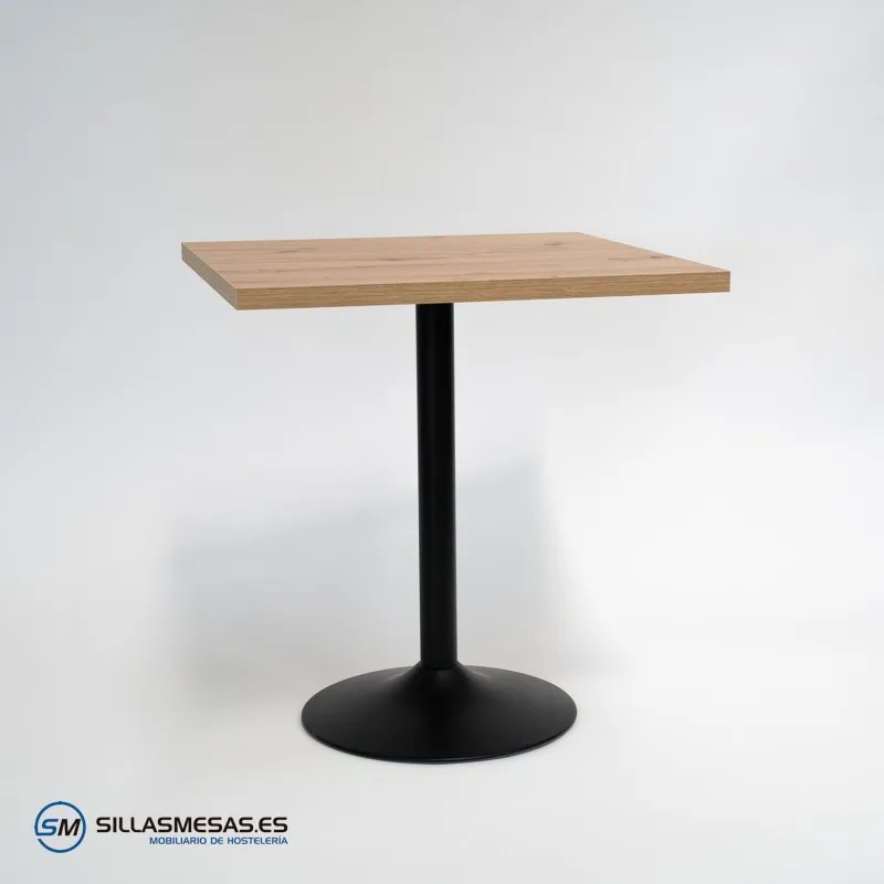 Mesa interior F Cuadrada pie negro: diseño moderno