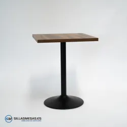 Mesa interior F Cuadrada pie negro: diseño moderno