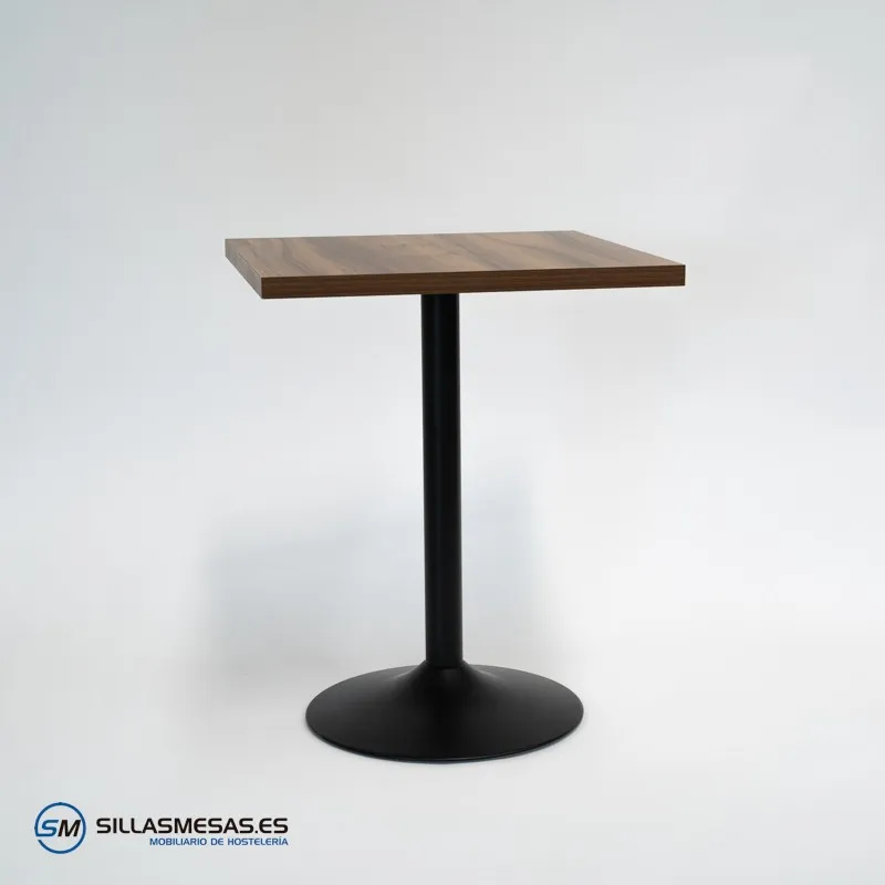 Mesa interior F Cuadrada pie negro: diseño moderno