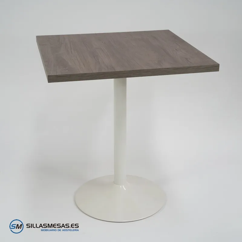 Conjunto 4 sillas Tulip + mesa F interior: diseño elegante