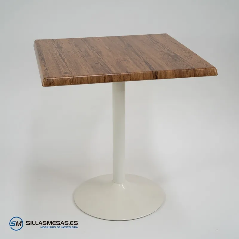 Mesa cuadrada exterior F y pie blanco: diseño minimalista