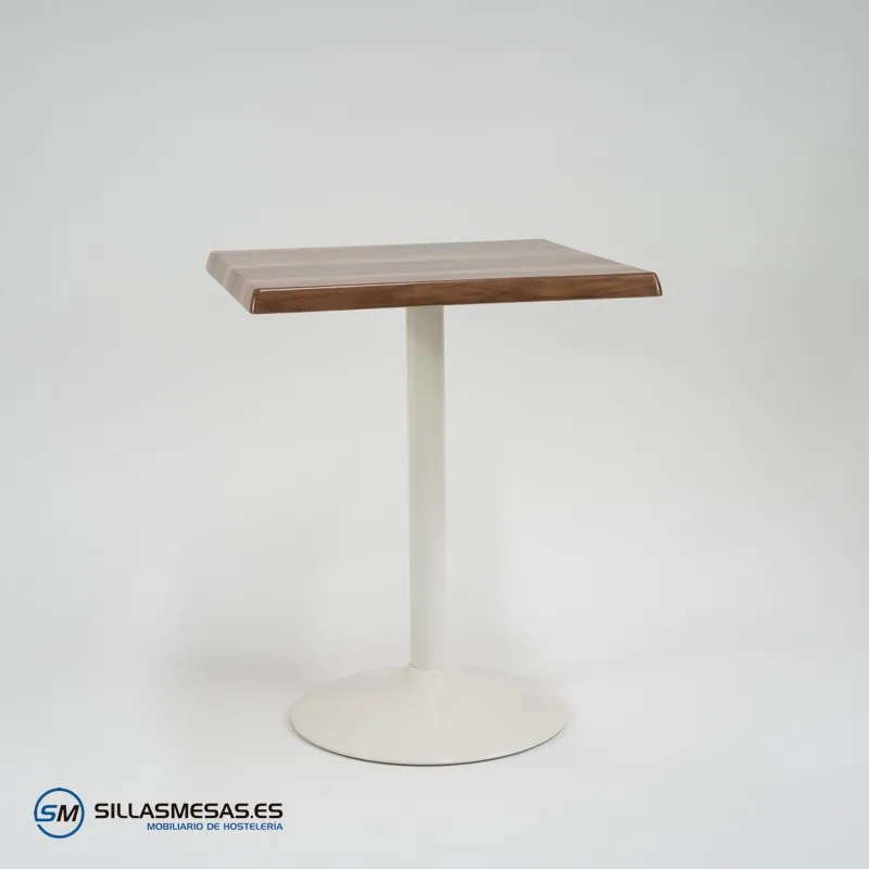 Mesa cuadrada exterior F y pie blanco: diseño minimalista