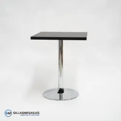 Mesa interior F Cuadrada pie cromado: estilo y resistencia