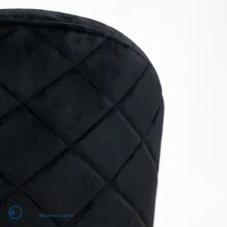 Silla Velvet negro interior: sofisticación y confort