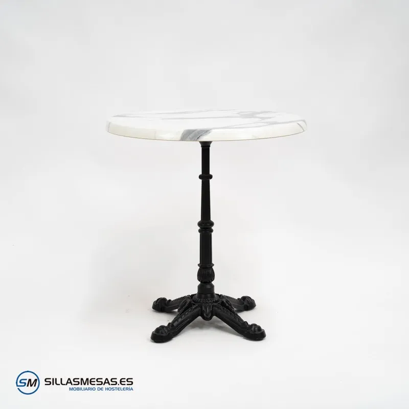 Mesa parisina redonda de exterior: estilo relajado