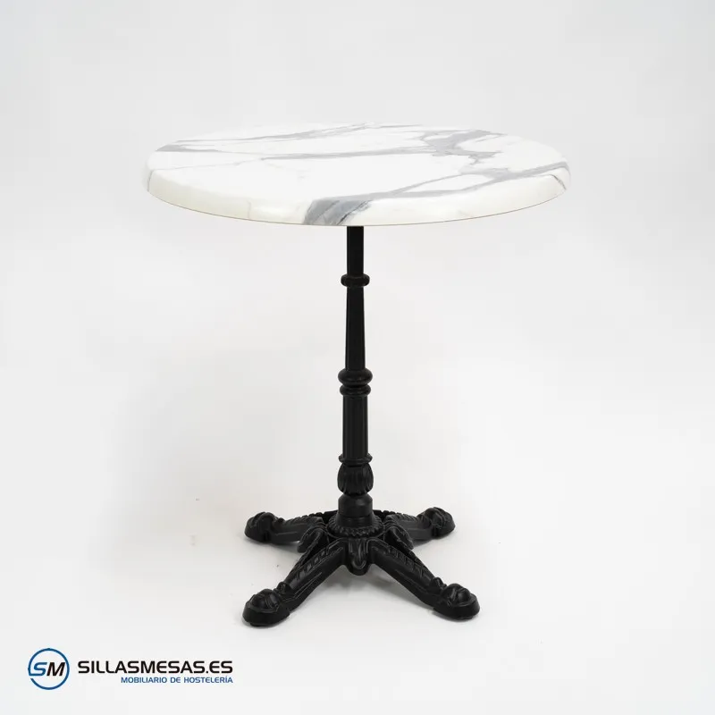 Mesa parisina redonda de exterior: estilo relajado