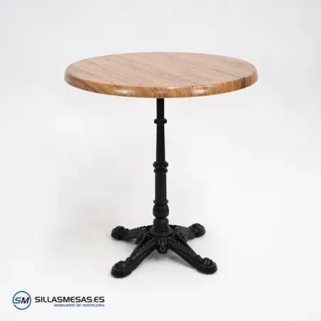 Mesa parisina redonda de exterior: estilo relajado