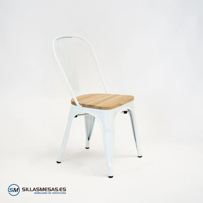 Silla Tolix blanca con asiento de madera natural