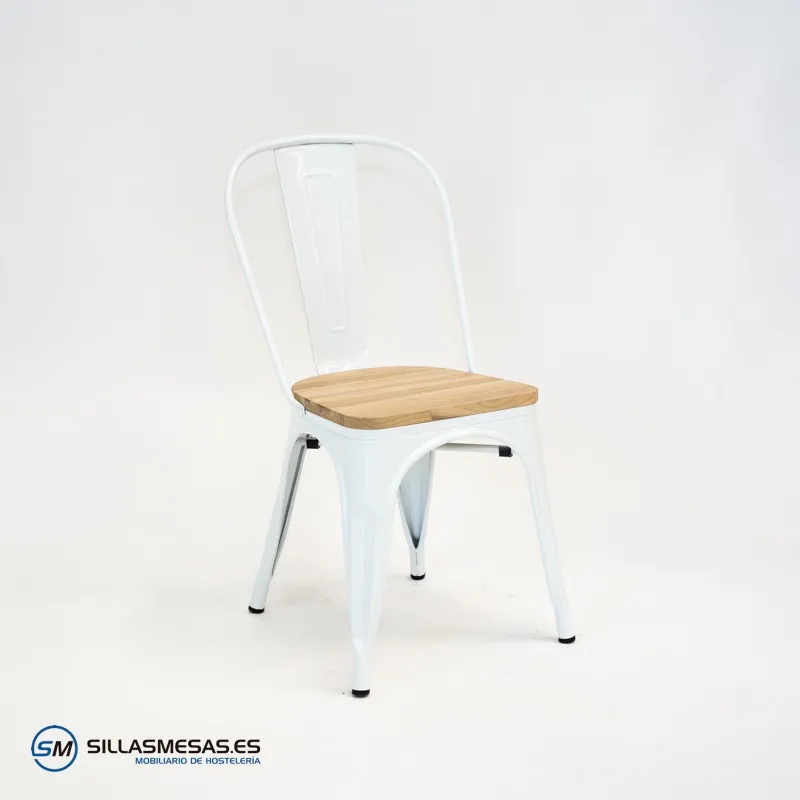 Silla Tolix blanca con asiento de madera natural