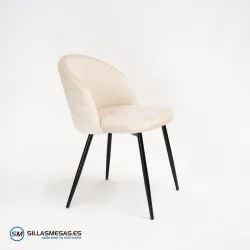 Silla VELVET, tapizada en terciopelo y estructura metálica.