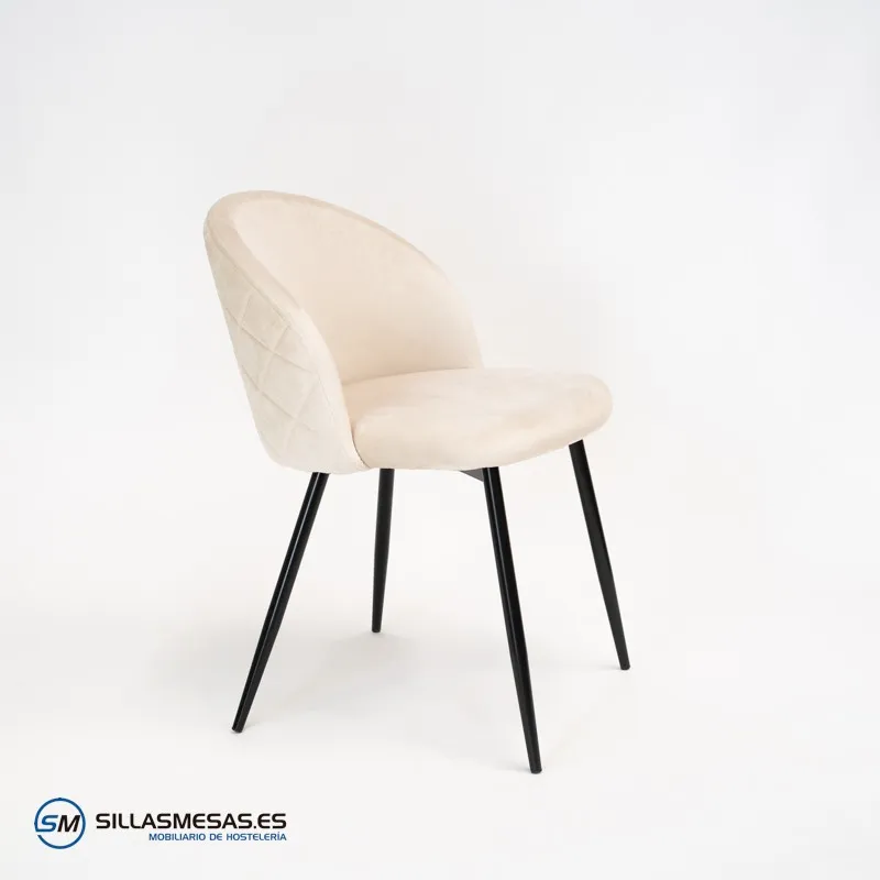 Silla VELVET, tapizada en terciopelo y estructura metálica.