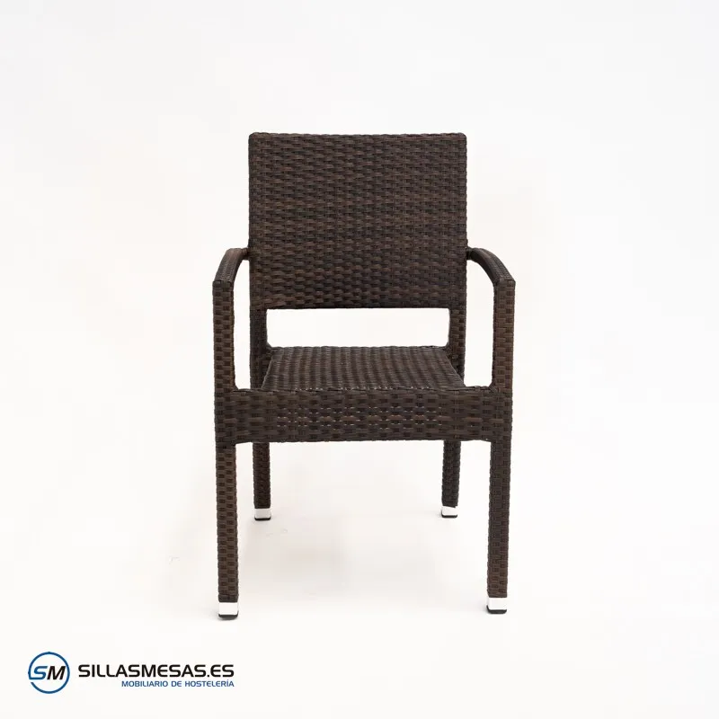 Sillón Marbella de rattan marrón: confort y estilo