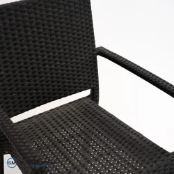 Sillón Marbella de rattan negro: diseño moderno